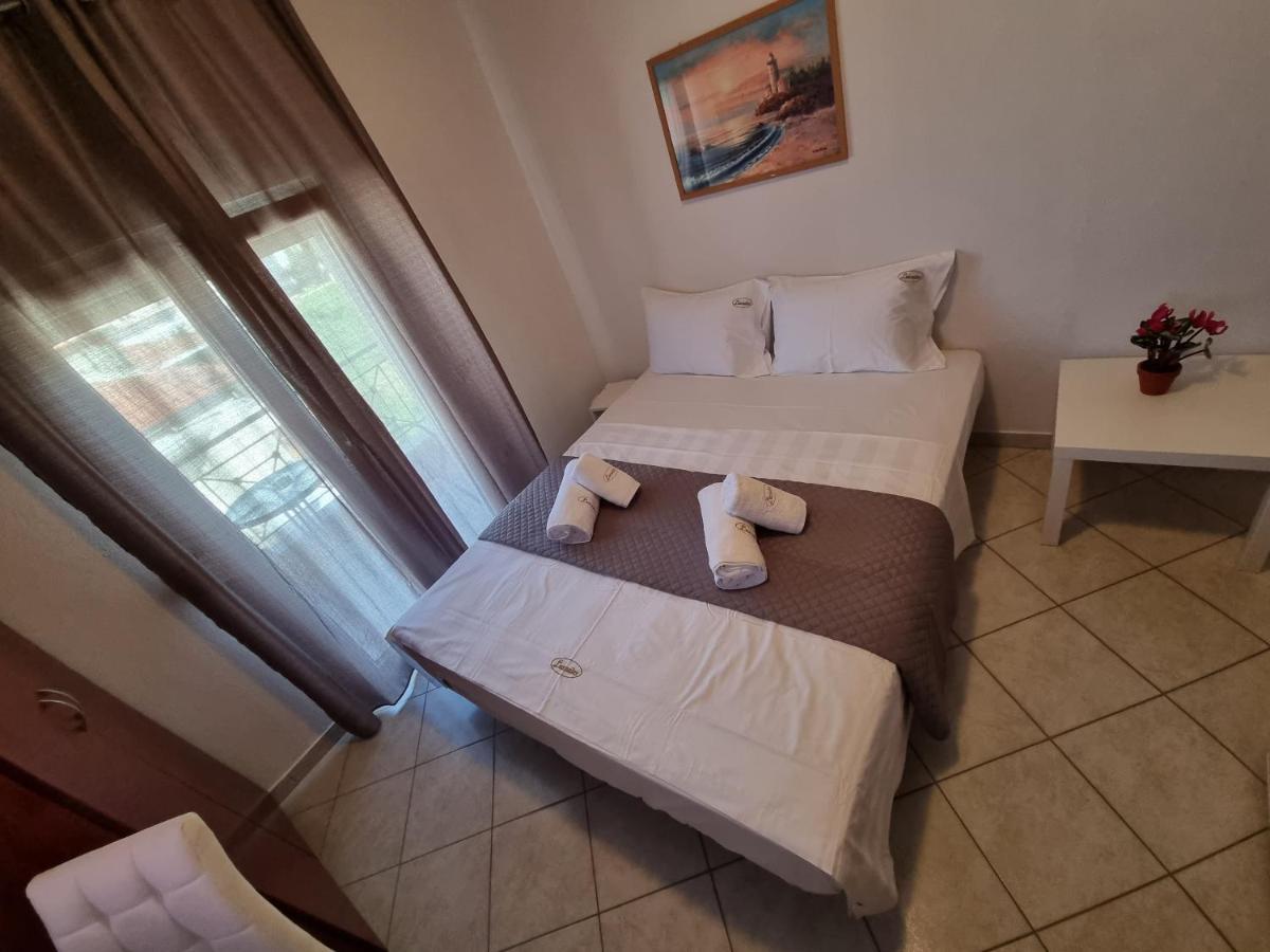 Premium Suites Ofrínion Exterior foto